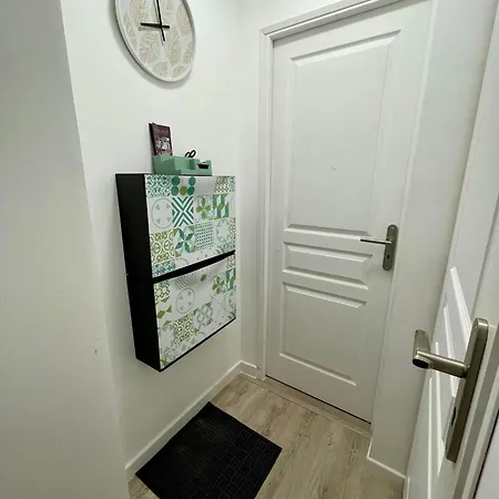 Appartement En Centre Ville Cosne-sur-Loire Exterior foto