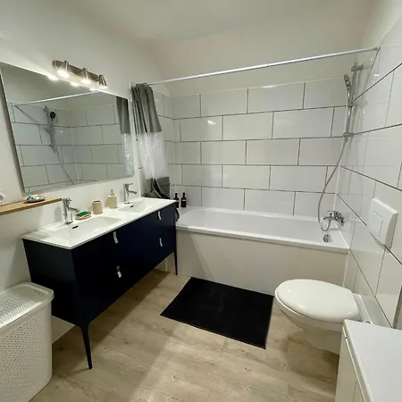Appartement En Centre Ville Cosne-sur-Loire Exterior foto